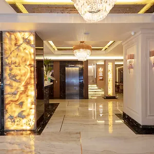 4* Szálloda Danis & - Old